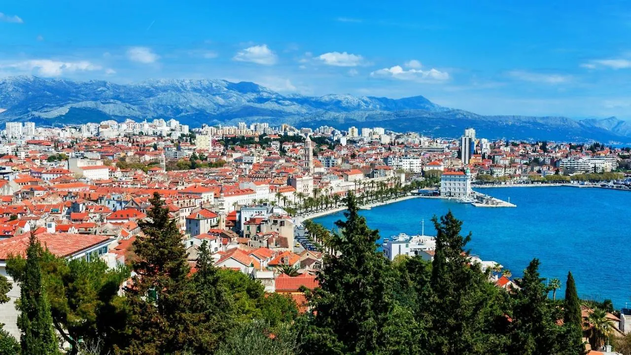 Kaštela Apartment In Kastel Luksic With Balcony, Air Conditioning, W-Lan, Washing Machine 5107-4