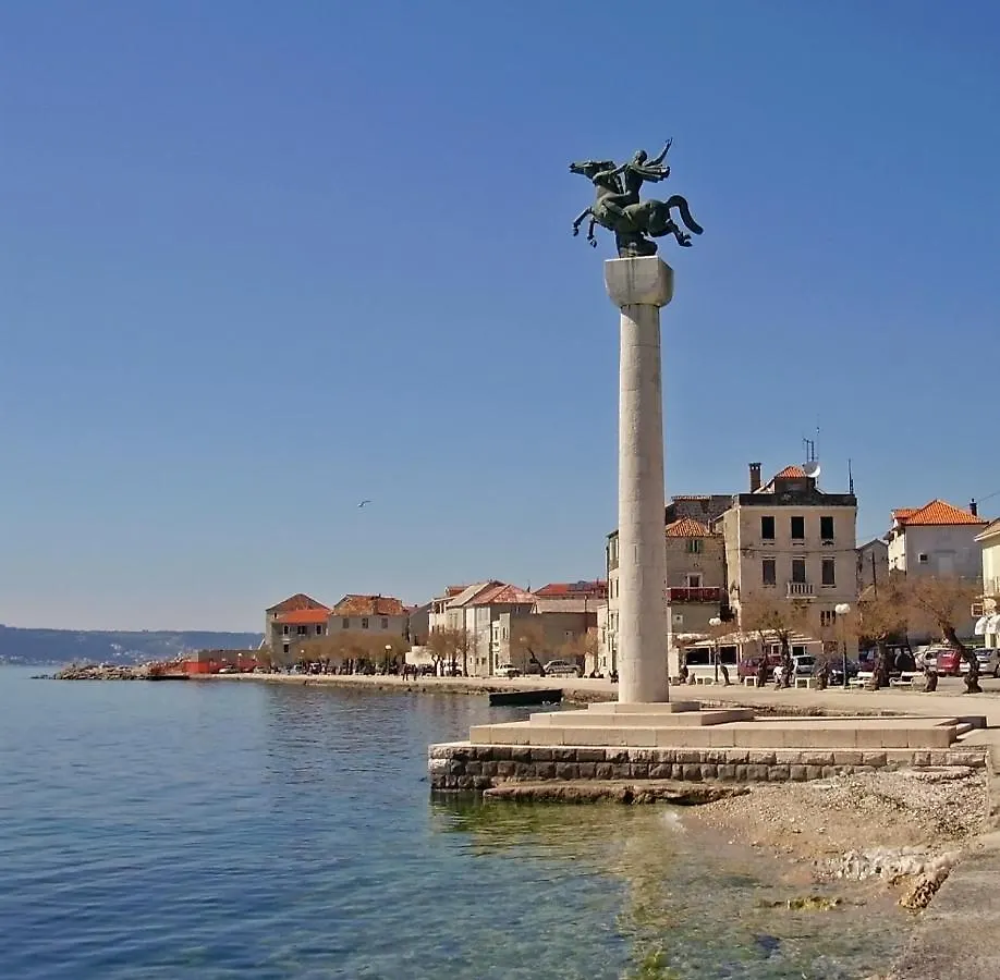 Kaštela Apartment In Kastel Luksic With Balcony, Air Conditioning, W-Lan, Washing Machine 5107-4